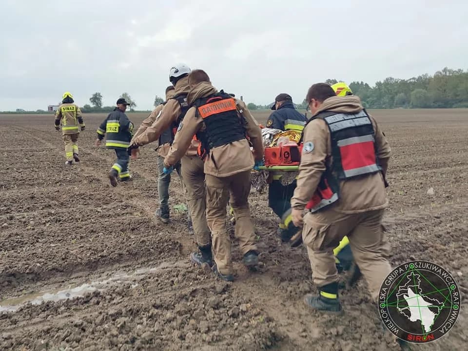 Pan Władysław nie zabrał ze sobą telefonu, więc kontakt z nim był niemożliwy.