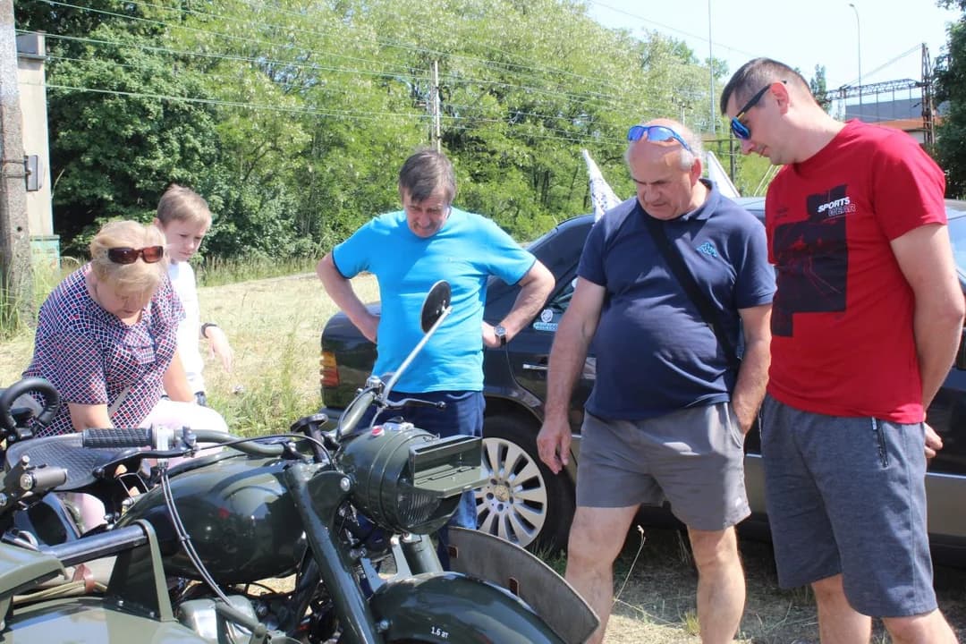 IX Festyn Kolejowy w Muzeum Parowozowni w Jarocinie — zdjęcie 4 z 78