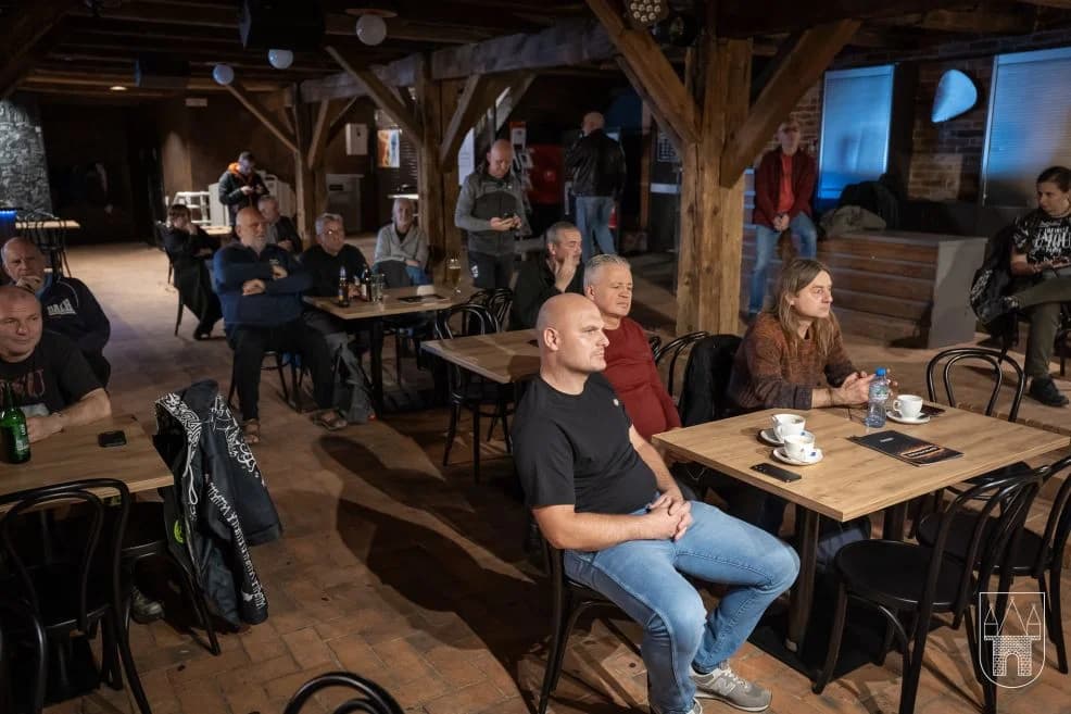 „Spowiedź menadżera” - Jacek Sylwin wspomina Jarocin, rockowe legendy i ludzi, którzy tworzyli historię polskiego rocka — zdjęcie 2 z 16