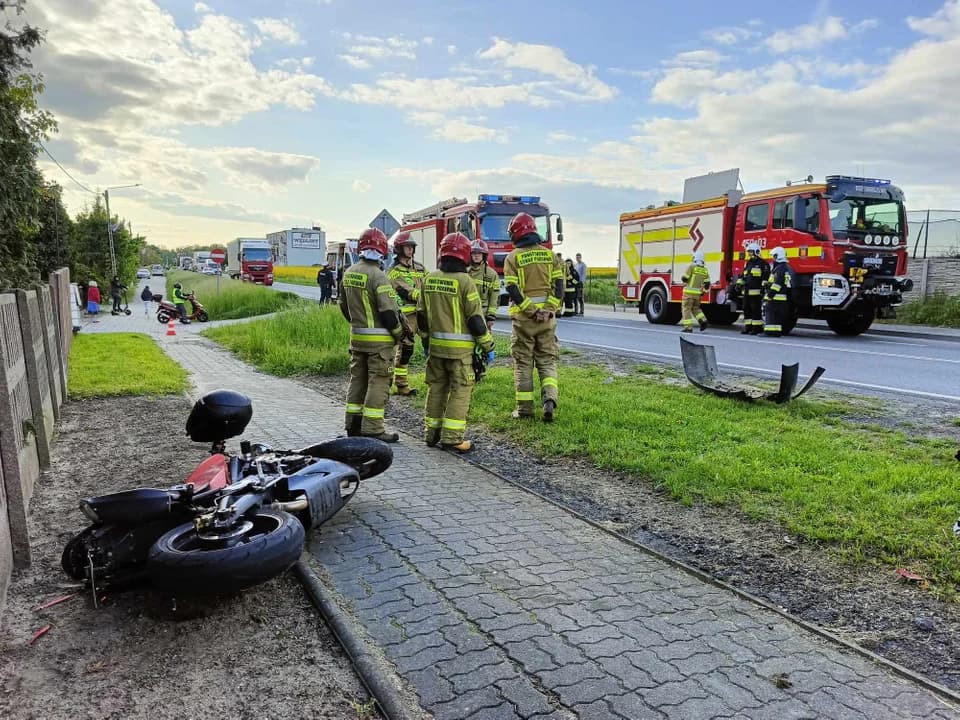 Zderzenie auta osobowego z motocyklistą w Jaraczewie
