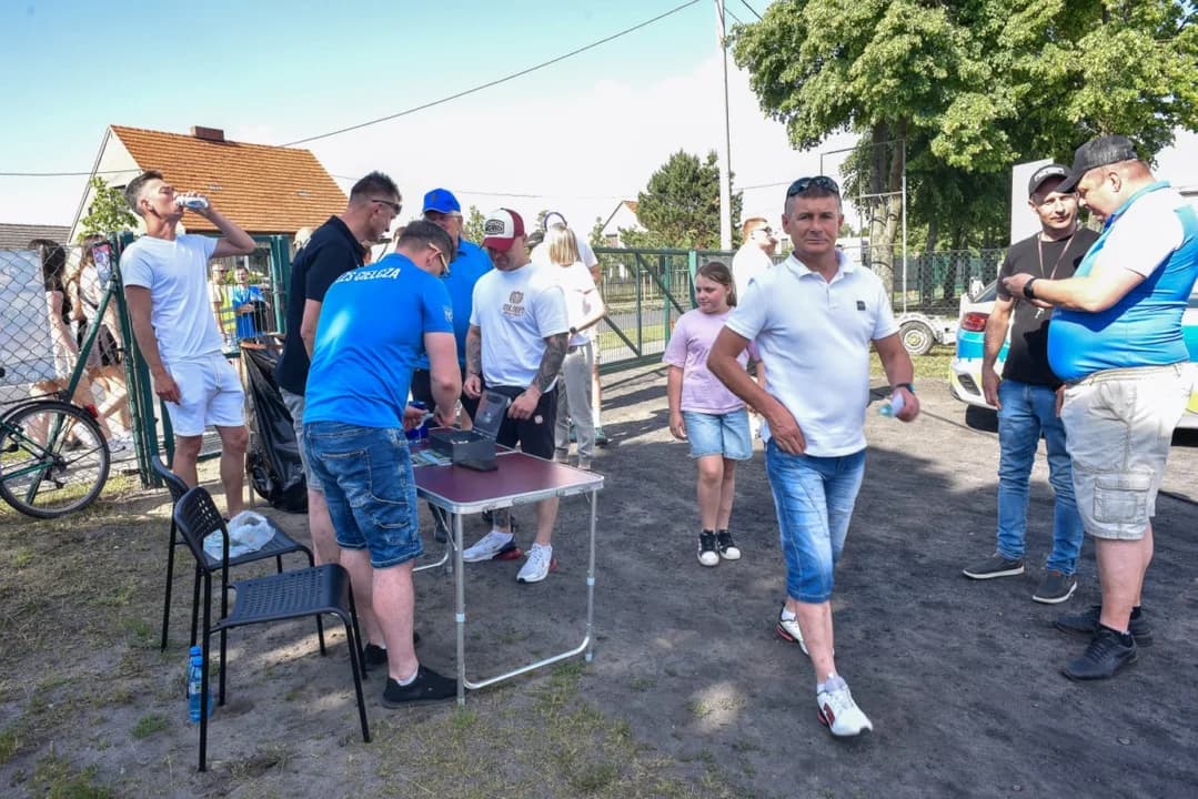 Derby powiatu jarocińskiego pomiędzy LZS-em Cielcza i Jarotą Jarocin