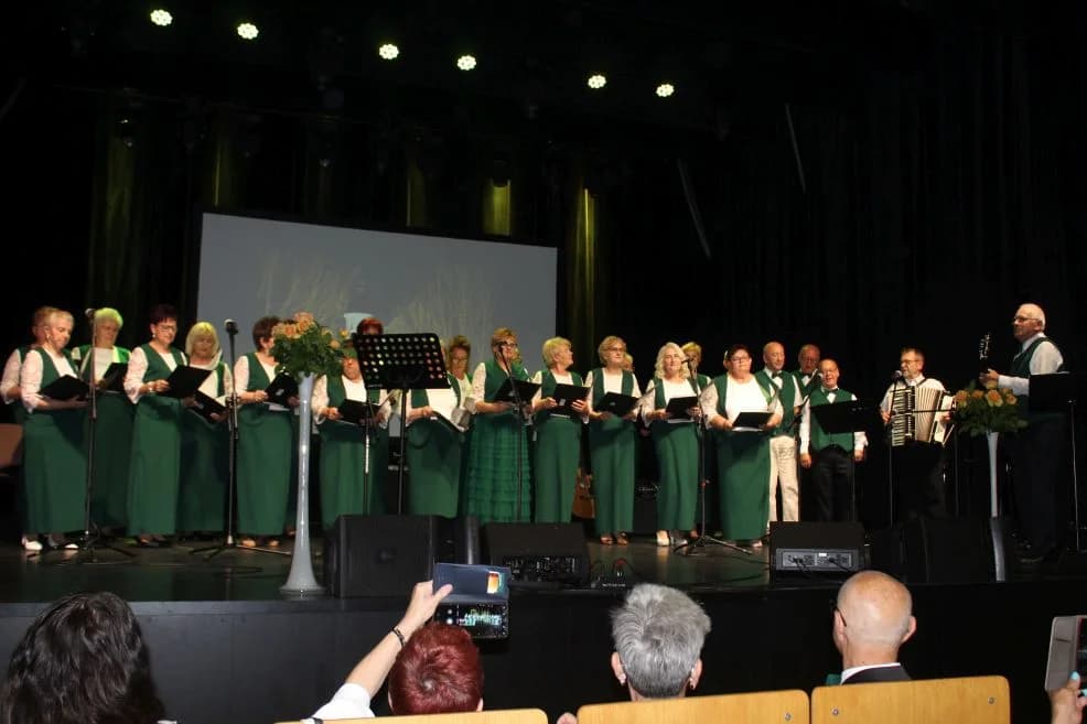 I Festiwal Piosenek o Jarocinie w Jarocińskim Ośrodku Kultury — zdjęcie 3 z 177