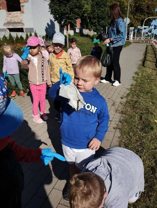 Akcja Sprzątania Świata w Mieszkowie — zdjęcie 3 z 38