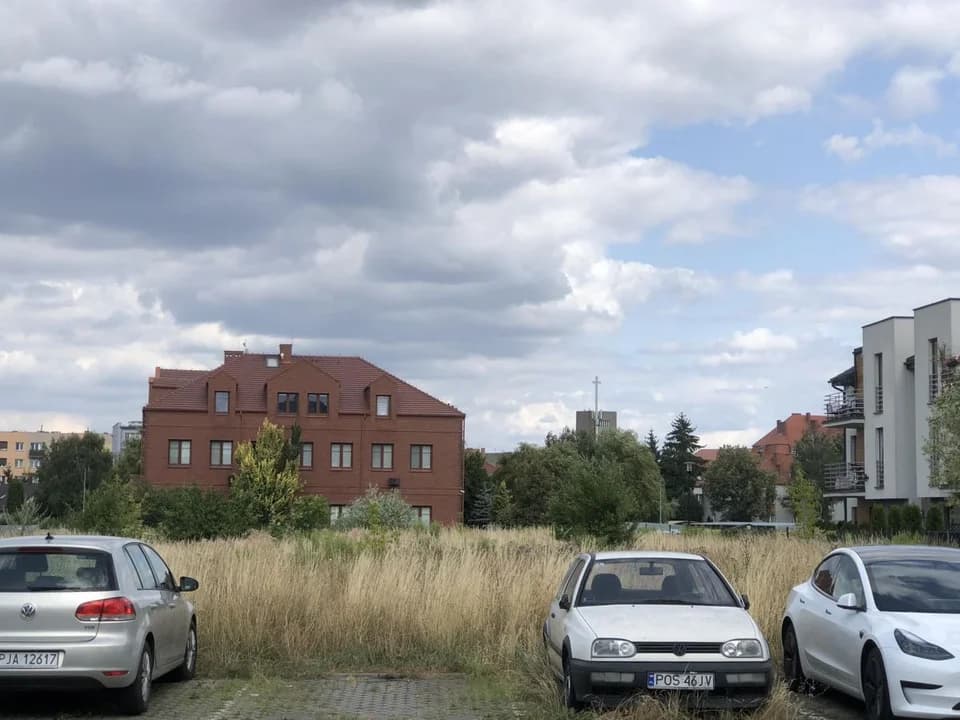 W Jarocinie powstanie wybieg dla psów. Nawet dwa na jednym osiedlu — zdjęcie 5 z 21