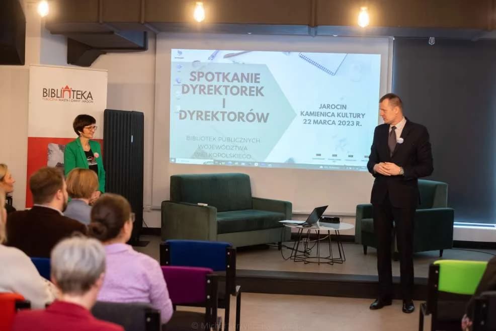 Bibliotekarze z Wielkopolski zjechali do Jarocina. O czym rozmawiano? [ZDJĘCIA]