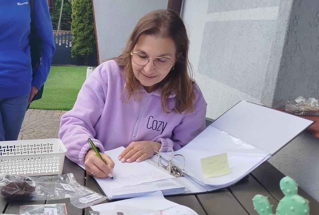 Znalezisko zostało przekazane Adriannie Romańskiej z biura poznańskiego konserwatora zabytków. Dla monety została założona karta, a w miejscu, gdzie leżała, utworzono stanowisko archeologiczne.