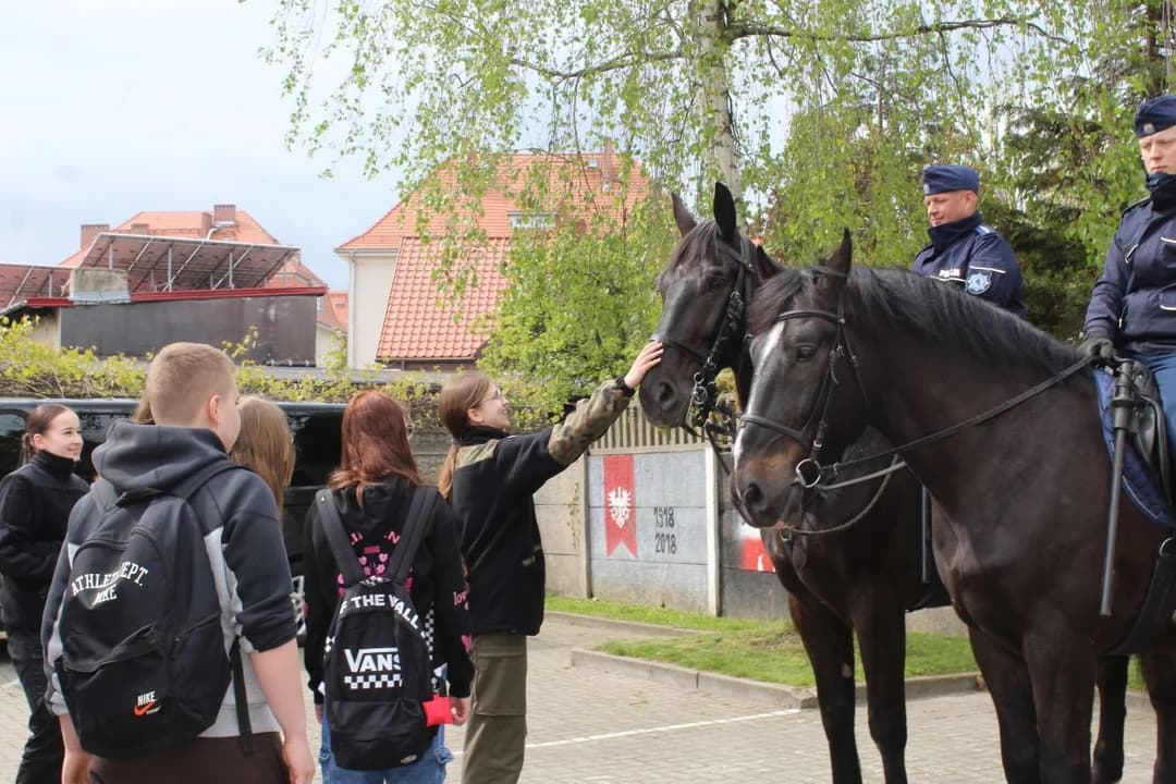 Gospodarze najlepsi w turnieju klas policyjnych