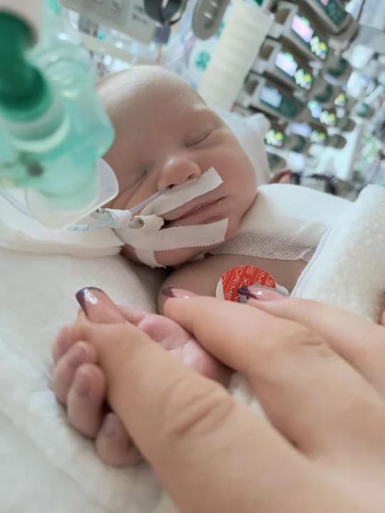Gabrysia od urodzenia musi walczyć, bo jej serduszko stwarza problemy. Można jej pomóc — zdjęcie 4 z 6