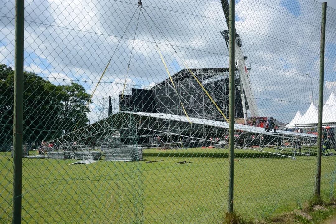 Jarocin Festiwal 2025. Rozpoczęła się budowa sceny przy ul. Maratońskiej. Od jutra trzeba się liczyć z utrudnieniami w ruchu [ZDJĘCIA] — zdjęcie 6 z 22
