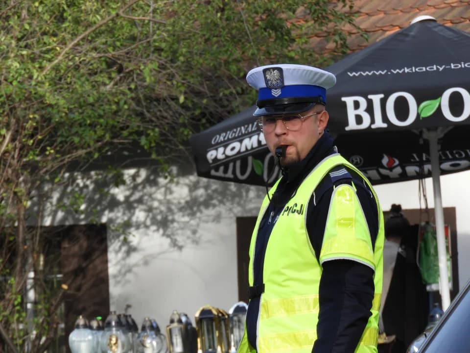 Policja podsumowała akcję Znicz 2025. Niestety znów pijani na drogach [ZDJĘCIA] — zdjęcie 5 z 15