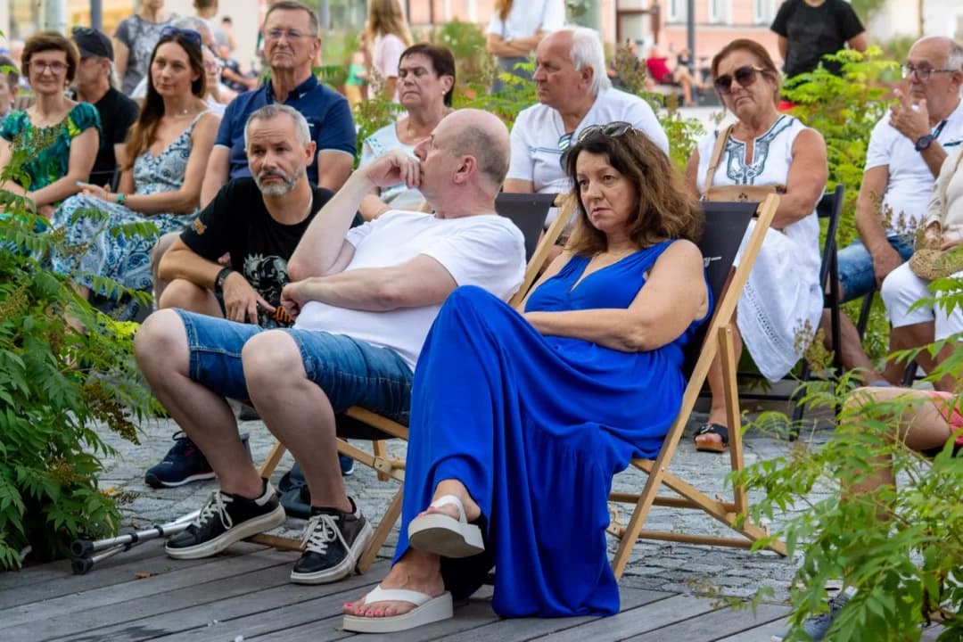 Letnie Brzmienia Jarocina. Marta Mąka i zespół Senders stworzyli wyjątkowe widowisko [ZDJĘCIA]