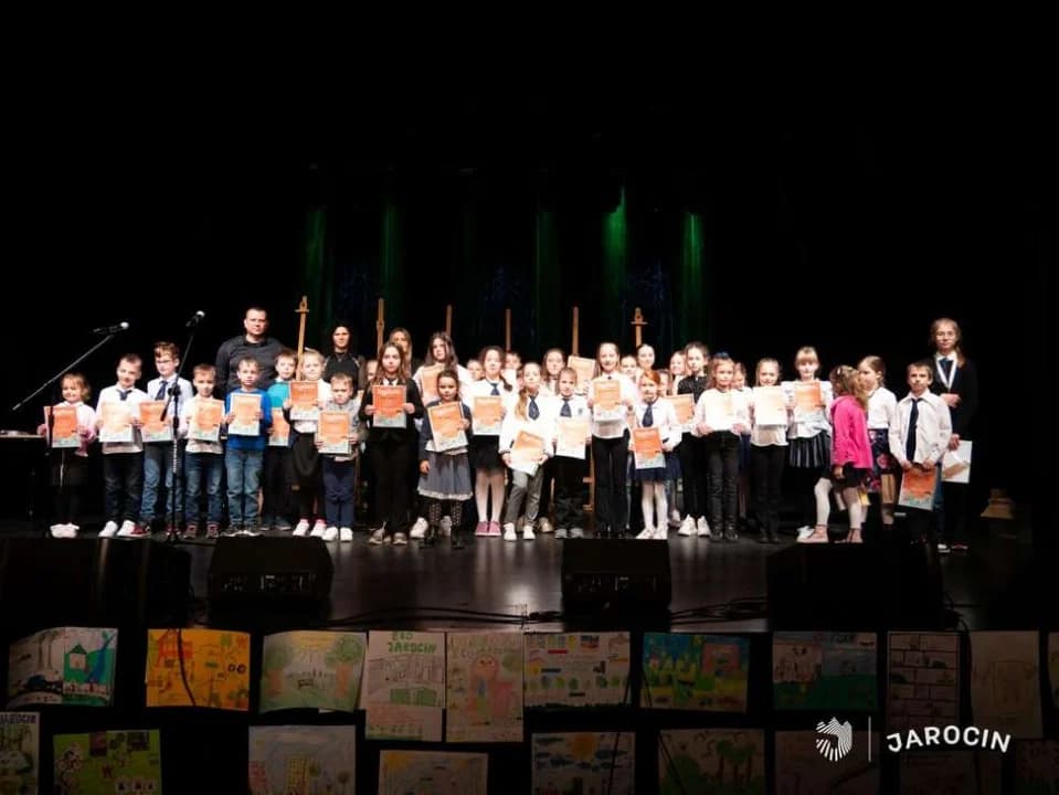 Konkurs plastyczny „EKOJarocin - nasza przyszłość w młodych rękach” rozstrzygnięty [ZDJĘCIA]