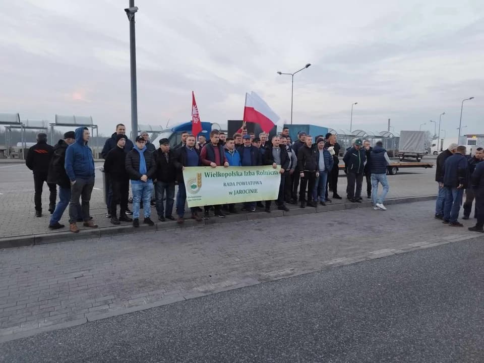 Jarocińscy rolnicy na proteście w Warszawie