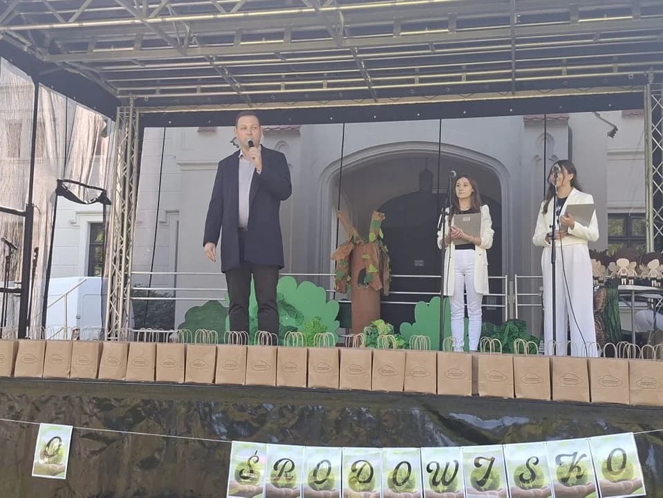 Rodzinny festyn ekologiczny w Jarocinie. Nie tylko się uczyli ale i dobrze bawili [ZOBACZ ZDJĘCIA] — zdjęcie 3 z 99