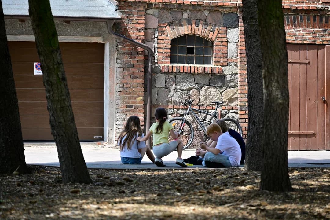 Pierwszy spacer po odnowionym Ogrodzie Plebańskim w Wilkowyi [ZDJĘCIA, WIDEO] — zdjęcie 2 z 58