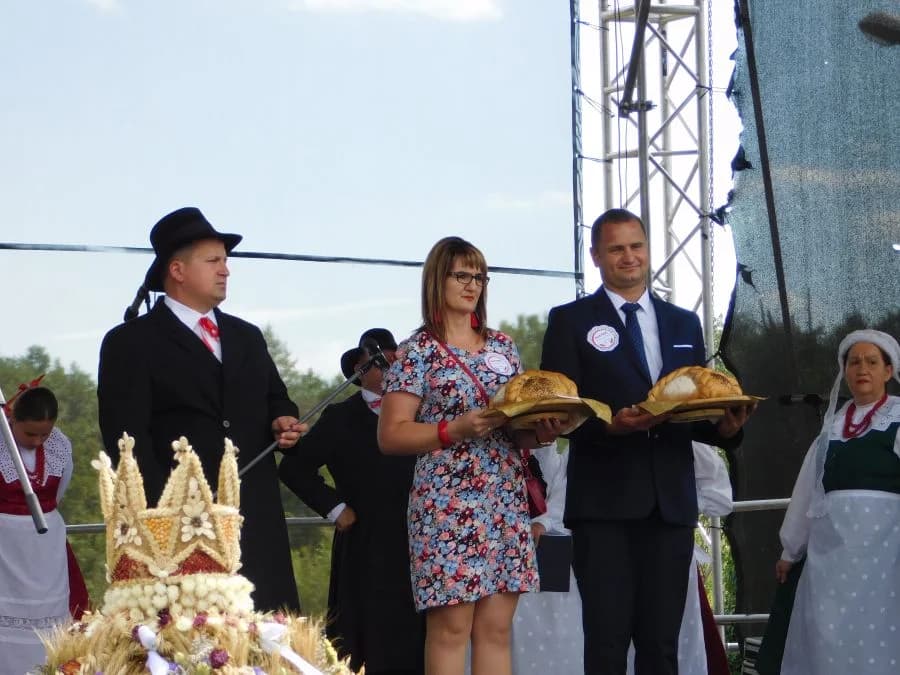 Gminne Święto Plonów w Jarocinie. Z finałami dwóch konkursów [ZDJĘCIA]