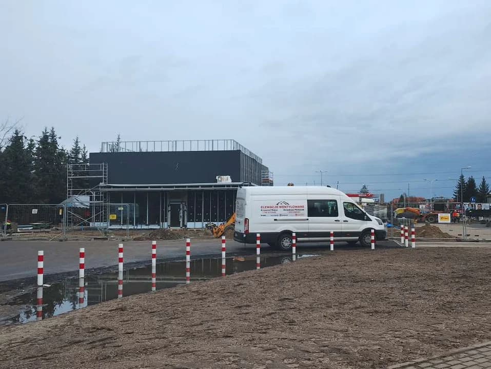 Wkrótce otwarcie KFC w Jarocinie — zdjęcie 4 z 8