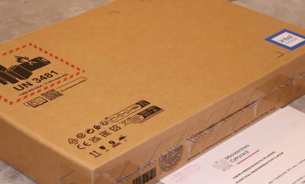 Laptopy dla uczniów  Zespołu Szkół Specjalnych w Jarocinie — zdjęcie 4 z 4