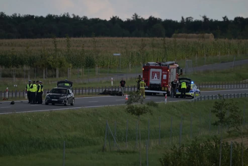 Śmiertelny wypadek na obwodnicy Jarocina. Nie żyje motocyklista.
