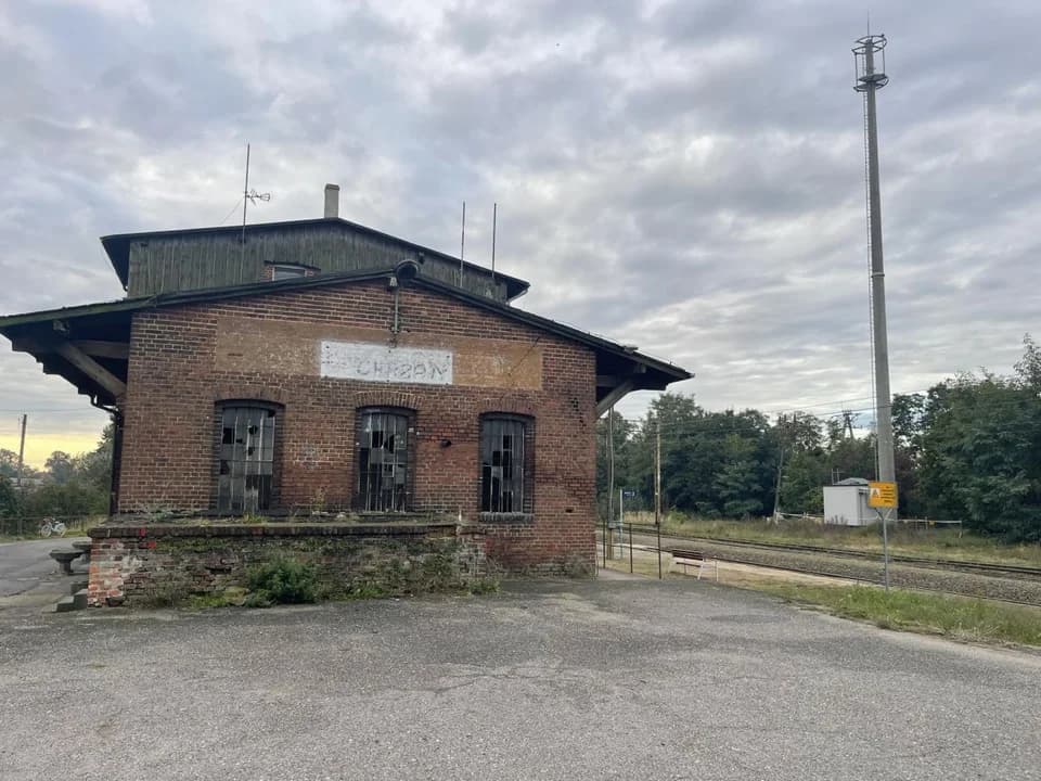 Stacja PKP Żerków w Chrzanie