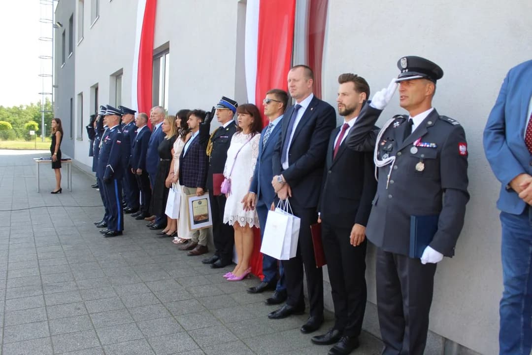 Święto Policji w Jarocinie. Policjanci odebrali awanse, padła ważna zapowiedź na 2027 rok