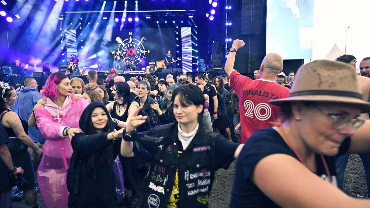 Tak bawiliście w błocie i deszczu podczas pierwszego dnia Jarocin Festiwal 2026