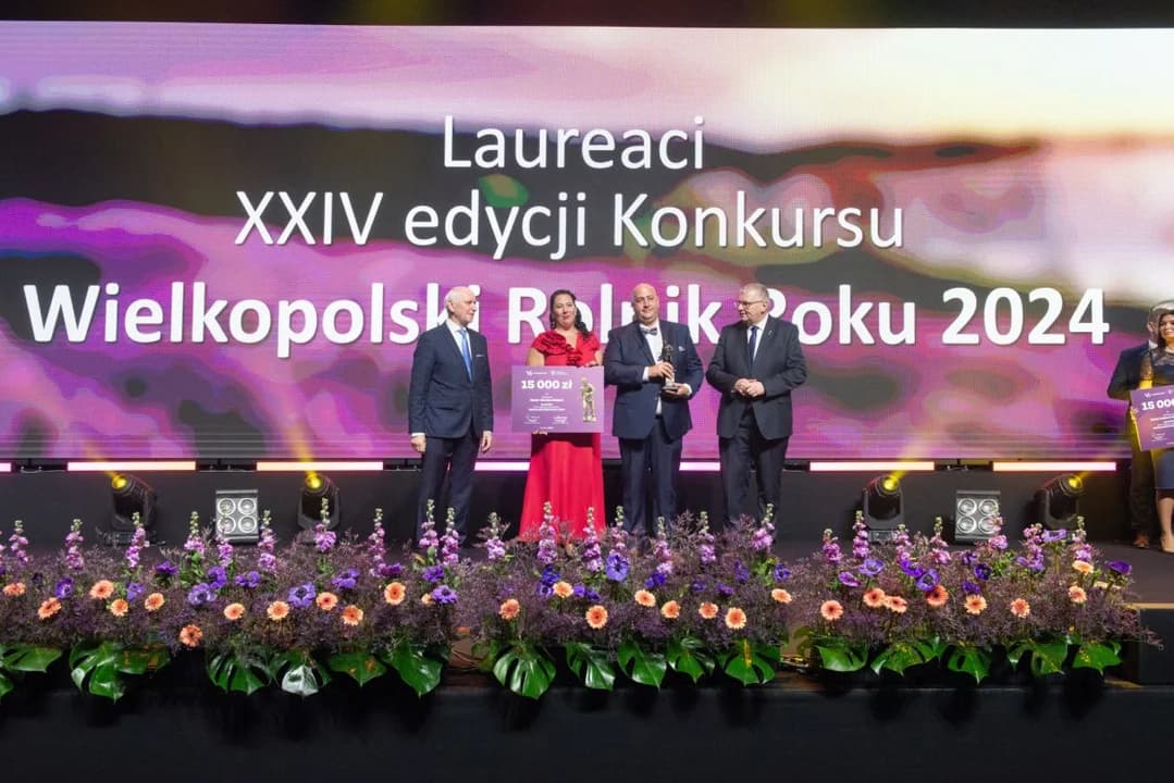 Rocznie produkują 1,8 mln brojlerów. Właściciele gospodarstwa w Kruczynie - Wielkopolskimi Rolnikami Roku 2024. Nominacja dla pszczelarza z Jarocina [ZDJĘCIA]