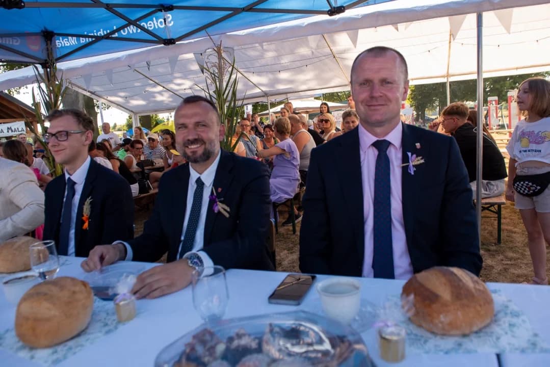 Tradycja, wdzięczność i wspólna zabawa, czyli dożynki w Lubinii Małej [ZDJĘCIA] — zdjęcie 6 z 67