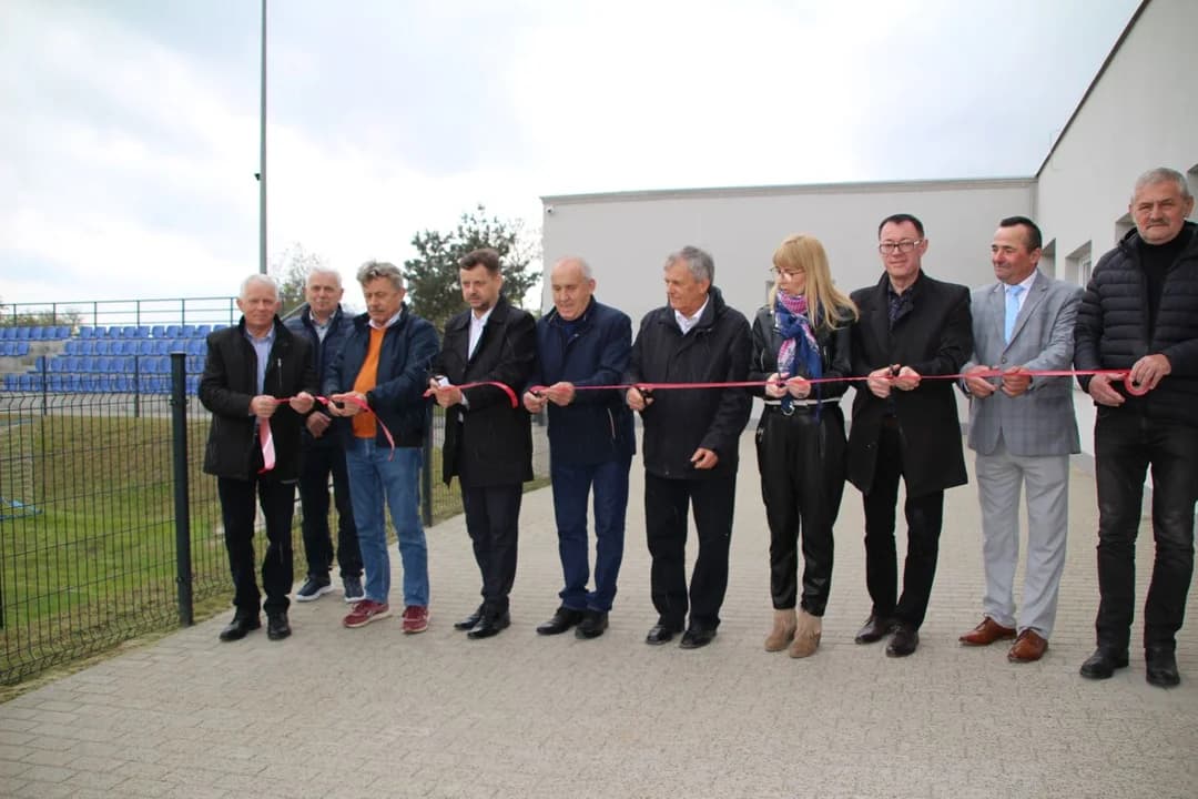 Otwarcie boiska sportowego w Magnuszewicach