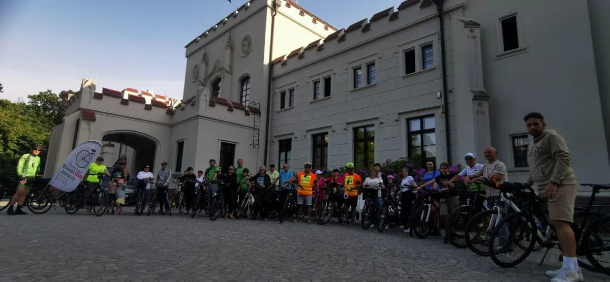Trwają przejażdżki z RoweLOVE Jarocin. Zobacz, gdzie byli i co jeszcze zaplanowano w Tygodniu RoweLOVYM [ZDJĘCIA] — zdjęcie 4 z 47