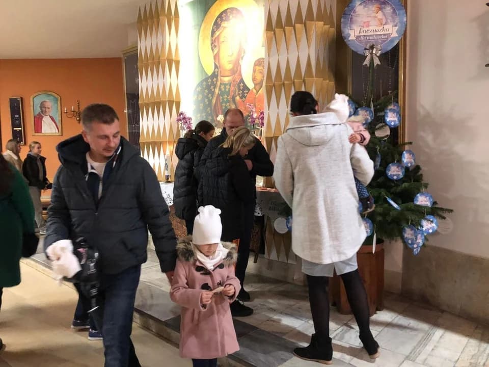 U franciszkanów w Jarocinie poranne Roraty znów ze śniadaniami