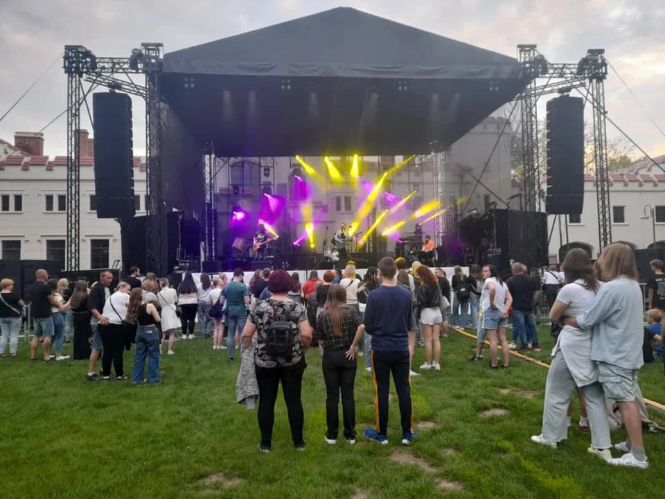 Koncert LemOn największym wydarzeniem tegorocznej Majówki w Jarocinie [ZDJĘCIA] — zdjęcie 4 z 93
