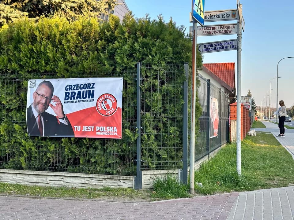W ostatnim czasie materiałów wyborczych na terenie Jarocinie znacznie przybyło — zdjęcie 6 z 9