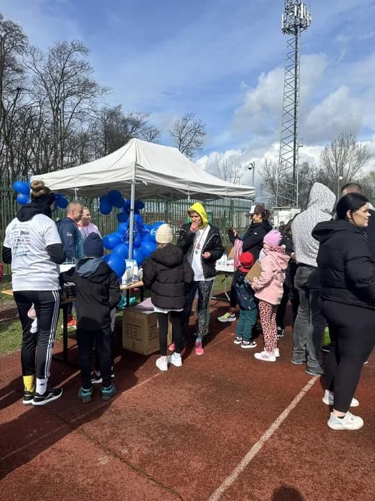 Bieg Kolorowej Skarpetki w Jarocinie. Z akcją dla Fundacji Ogród Marzeń — zdjęcie 4 z 101