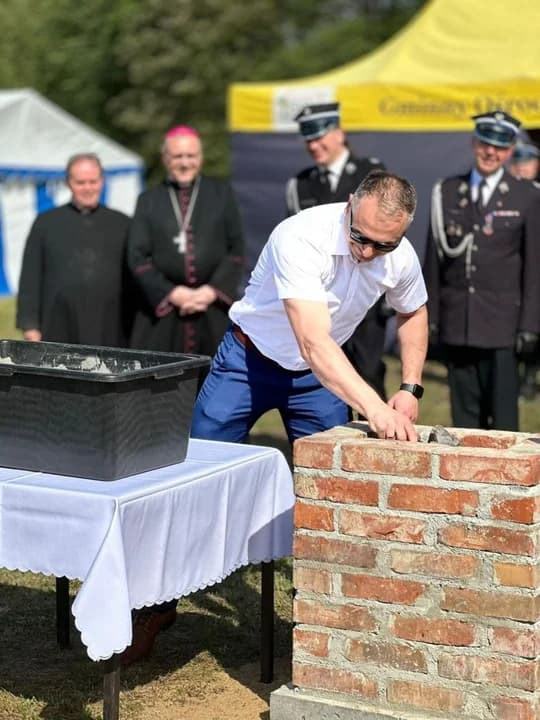 OSP Boguszyn będzie miało nową remizę. W Dniu Strażaka wmurowano kamień węgielny [ZDJĘCIA, WIDEO]