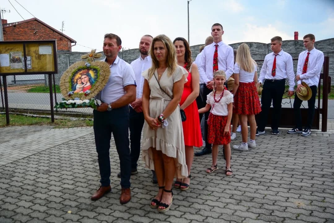 Dożynki w Lubini Małej — zdjęcie 2 z 100