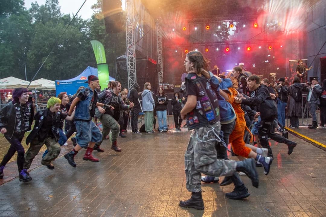 Kolejna edycja festiwalu Wieża Rocka. Ostrymi brzmieniami rozpoczęły się Dni Żerkowa [ZDJĘCIA]