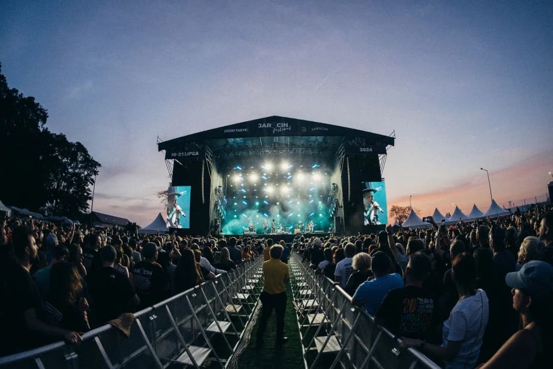 Jarocin Festiwal 2025. Znamy pierwszy artystów. Zobaczcie, kto wystąpi w lipcu [ZDJĘCIA, SONDA]