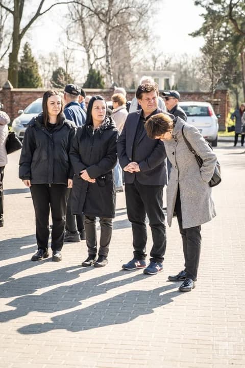 Dzisiaj pogrzeb Włodzimierza Jankowskiego. Bez niego nie byłoby "Kwiatów" i Wielkopolskich Rytmów Młodych — zdjęcie 6 z 24