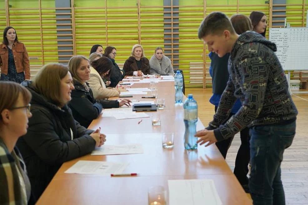 Turniej „5 OBLICZY PRZYRODY” w Zespole Szkół w Rusku. Dodatkową trudnością był brak energii elektrycznej