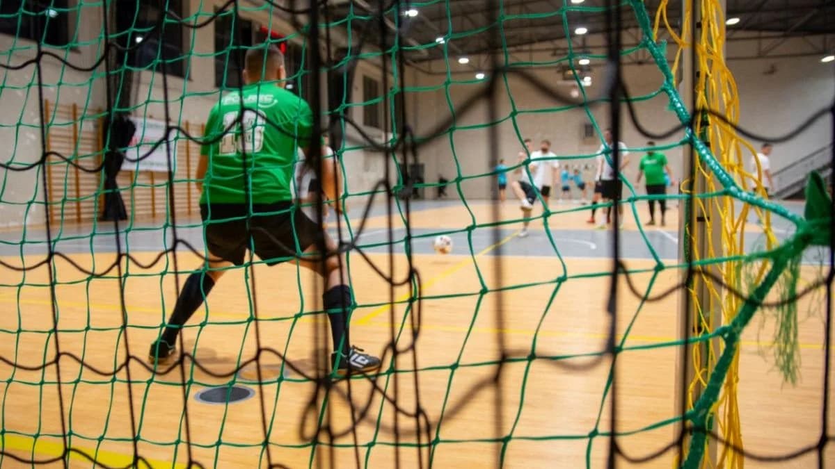 Pierwsza kolejka Jarocińskiej Ligi Halowej Piłki Nożnej