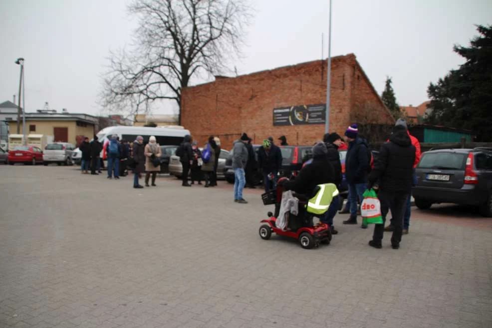 Wyjazd jarocińskich działaczy PiS-u na manifestację do Warszawy — zdjęcie 5 z 18