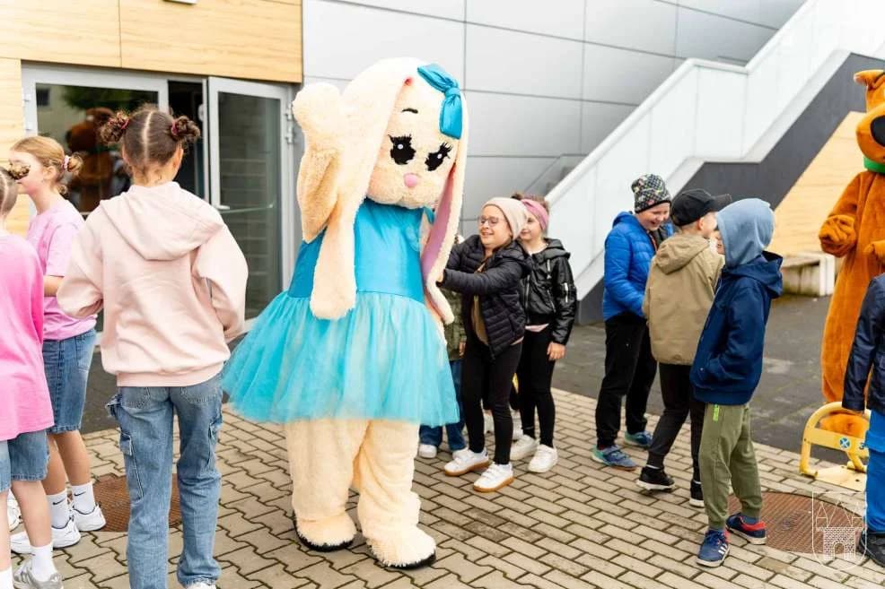Wielkie święto i lekcja ekologii - Wielkopolskie Centrum Recyklingu rozstrzygnęło konkurs „Region czysty na 6” [ZDJĘCIA] — zdjęcie 5 z 100