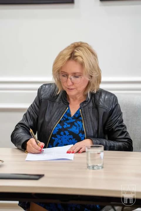 Utworzenie Jarocińskiej Spółdzielni Energetycznej (na zdjęciu Agnieszka Pachciarz, prezes WCR-u) — zdjęcie 2 z 9