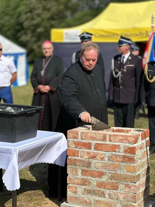 OSP Boguszyn będzie miało nową remizę. W Dniu Strażaka wmurowano kamień węgielny [ZDJĘCIA, WIDEO]