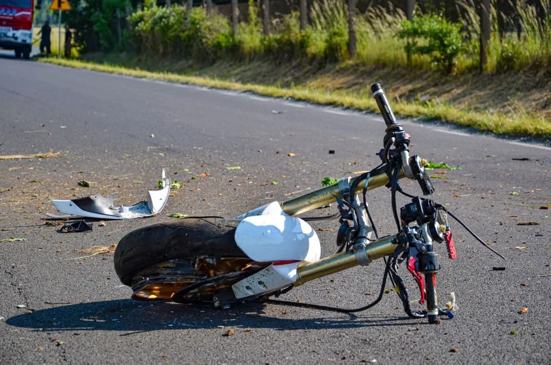 Tragiczny początek długiego weekendu. Nie żyje motocyklista [ZDJĘCIA, AKTUALIZACJA]