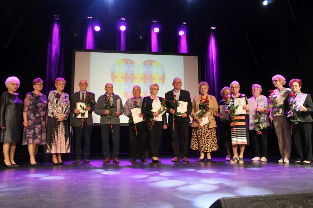 W Jarocinie emeryci świętowali Światowy Dzień Inwalidy. W ostatnim momencie zmieniła się gwiazda [ZDJĘCIA]
