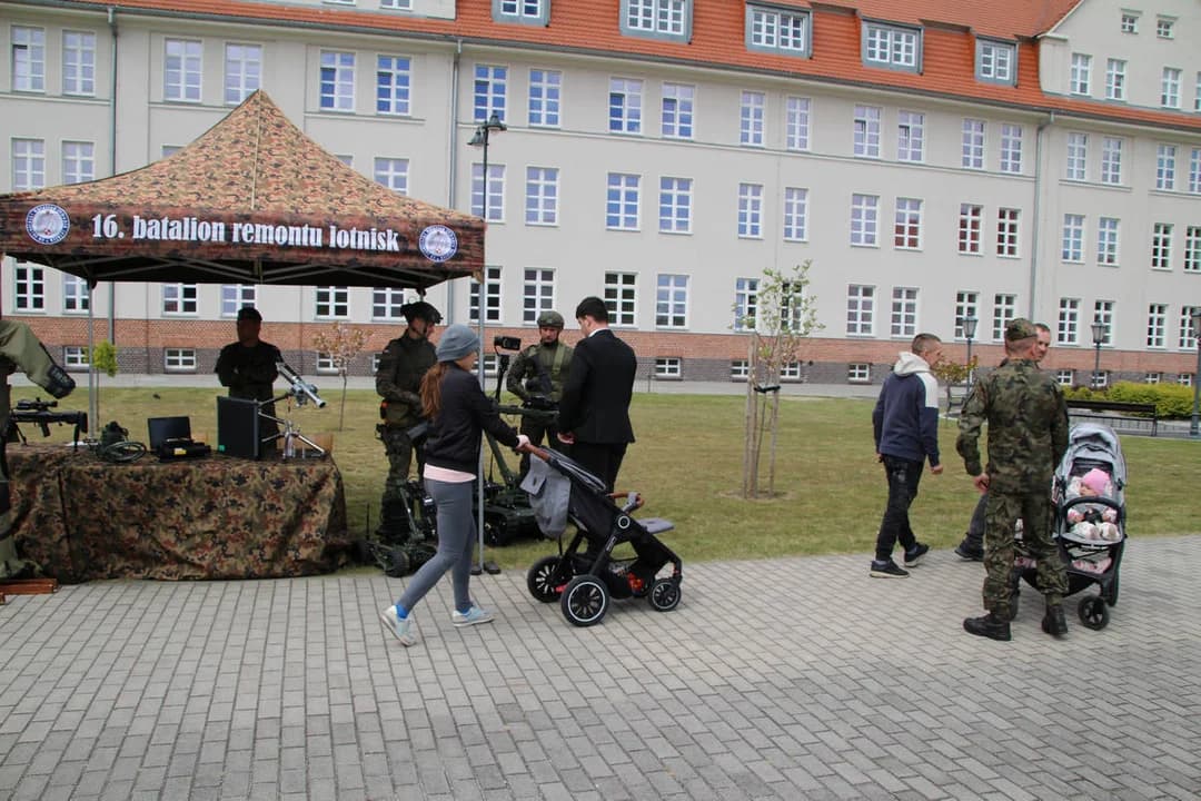 Jarocińska jednostka wojskowa otworzyła się dla mieszkańców [ZDJĘCIA]