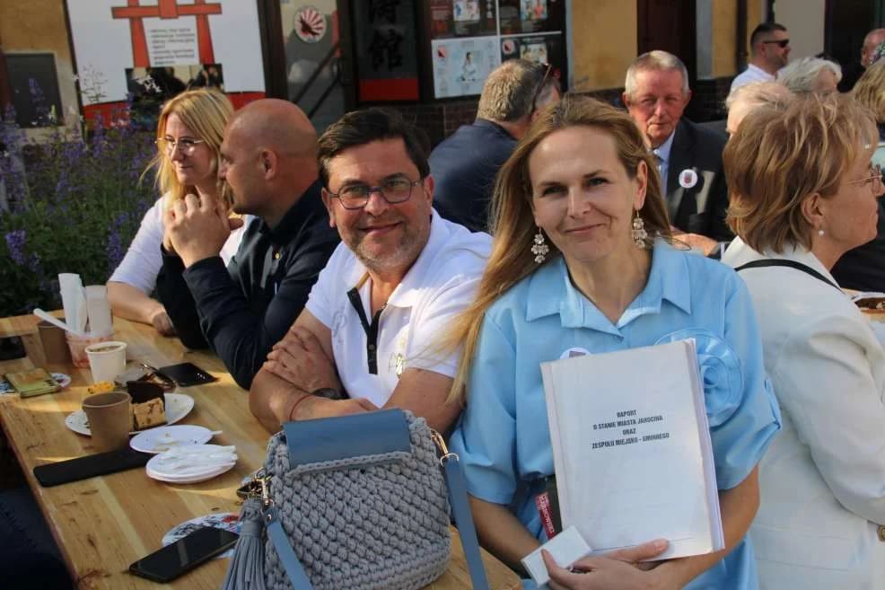Wielkie święto na rynku - jarociński samorząd obchodzi 35. urodziny. Zobacz, kto był, a kogo zabrakło [ZDJĘCIA]