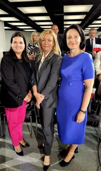 Starosta jarociński Lidia Czechak na konwencji wyborczej PiS-u — zdjęcie 5 z 18